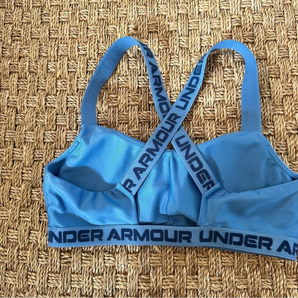 Women’s small blue under armour sports bra cross back straps, removable pads - Picture 2 of 6